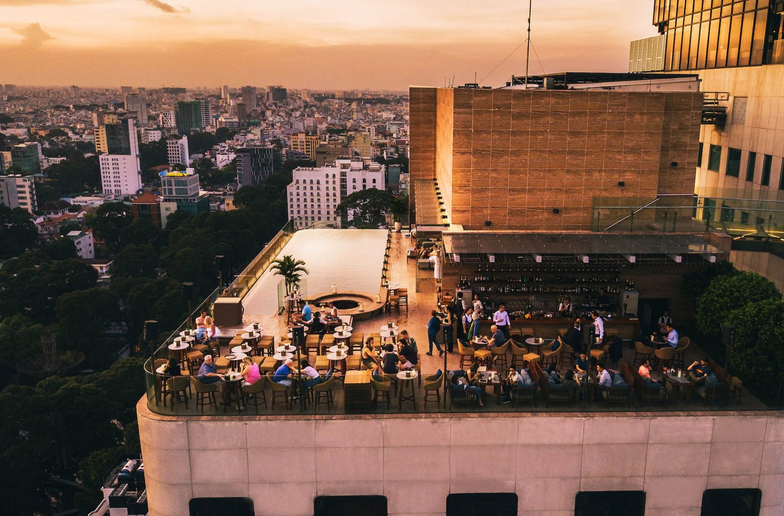 Nightlife Vietnam: Trở thành đối tác cùng chúng tôi 5 292201875_2159750337560625_2337180792064916435_n.jpg