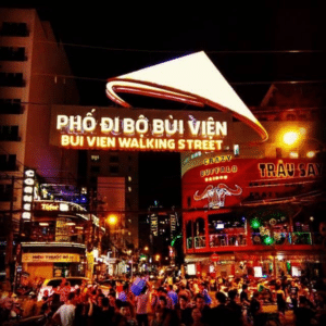 Phố Tây Bùi Viện - Tuyến phố của những cuộc vui